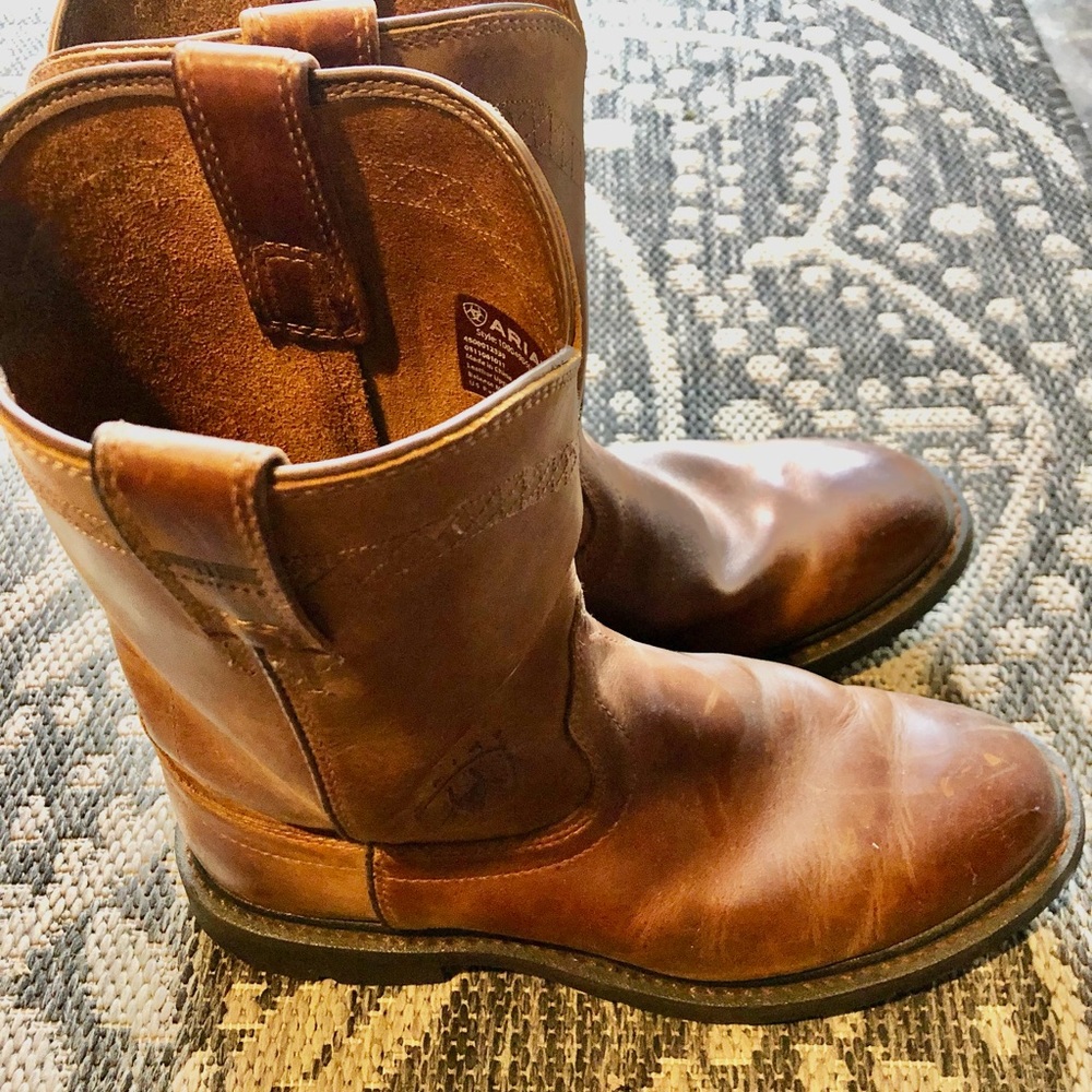 Ariat Men’s Brown Leather Boots (sz 10.5)